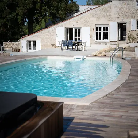 Les Coteaux De Pilauzin - Erable 4-6 Pers Et Tilleul 4-6 Pers Appartement